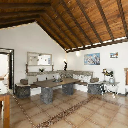 Casa Anabella By Escape * Puerto del Carmen (Lanzarote)