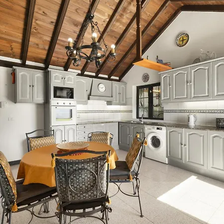 Villa Casa Anabella By Escape Puerto del Carmen (Lanzarote)